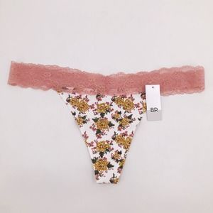 BP. Thong Claudia Lace Trip Ivory Tea Rose Sz XXL